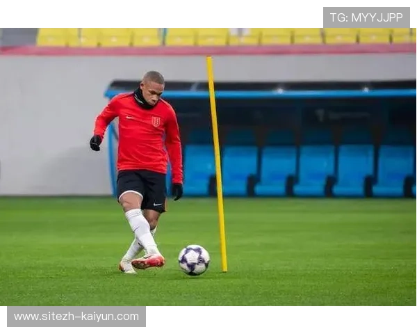 蓉城亚冠定位球防守漏洞复盘 阿洛伊西临场调整未能及时弥补 蓉城亚冠定位球防守漏洞复盘 阿洛伊西临场调整未能及时弥补